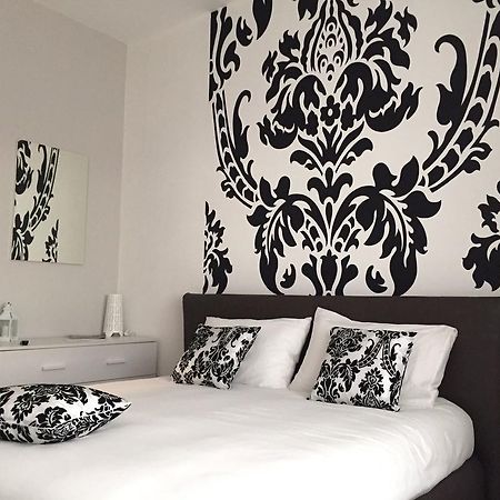 Lm House Apartment Лонато Екстериор снимка