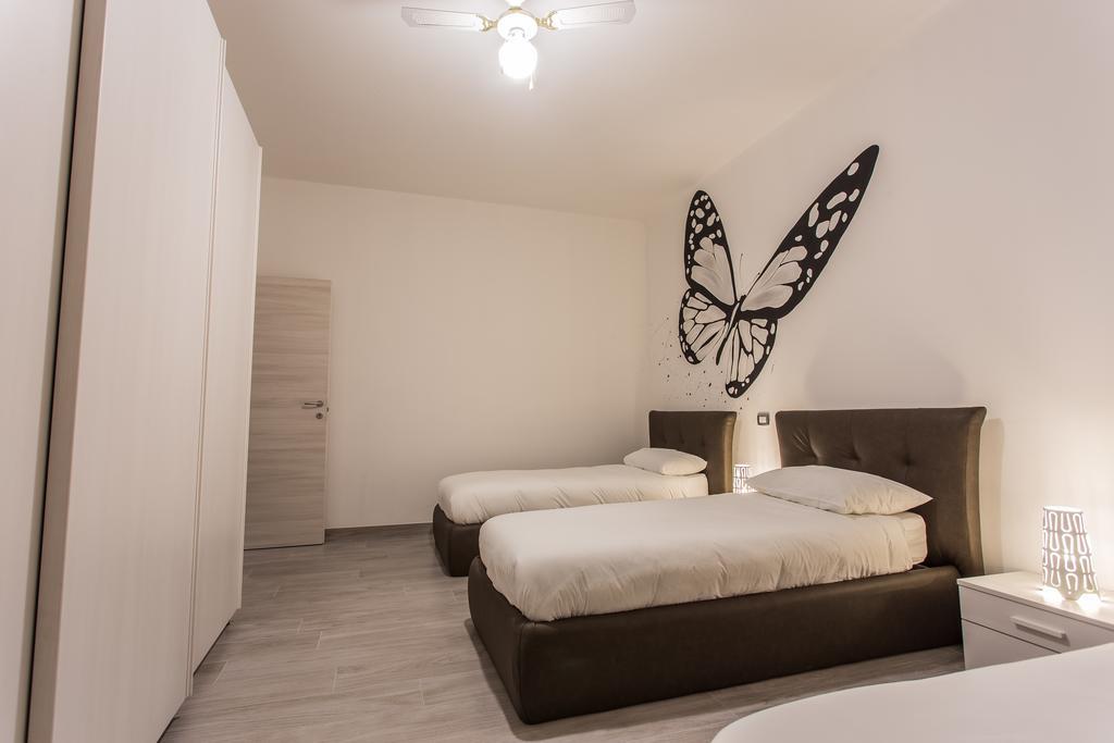 Lm House Apartment Лонато Екстериор снимка