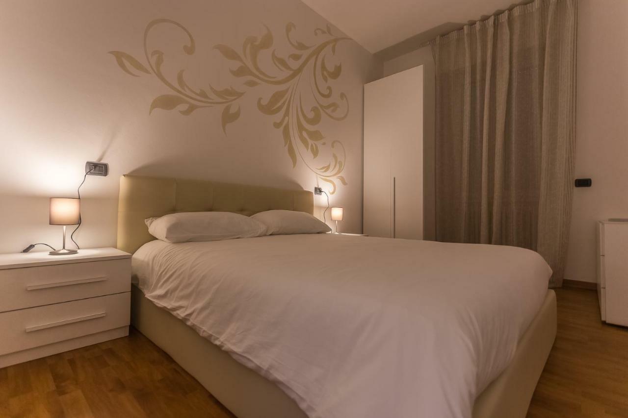 Lm House Apartment Лонато Екстериор снимка